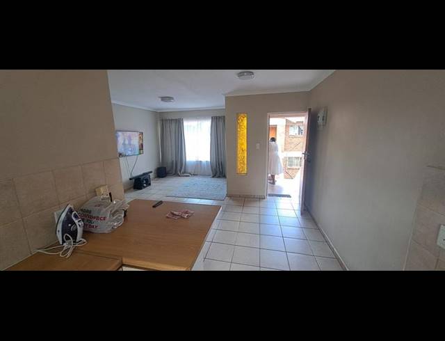 2 BEDROOM PROPERTY TO RENT IN BOKSBURG NORTH